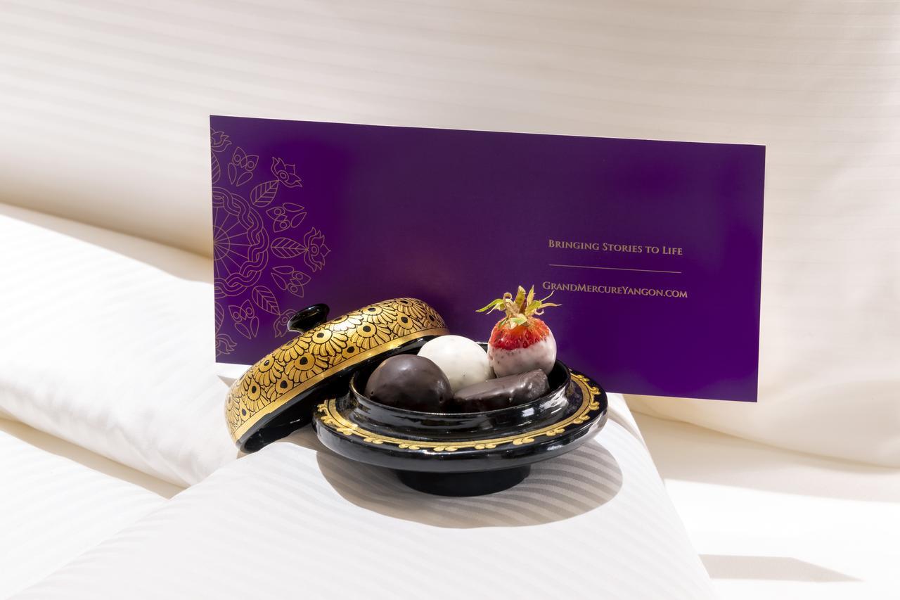 Grand Mercure Yangon Golden Empire Exterior foto