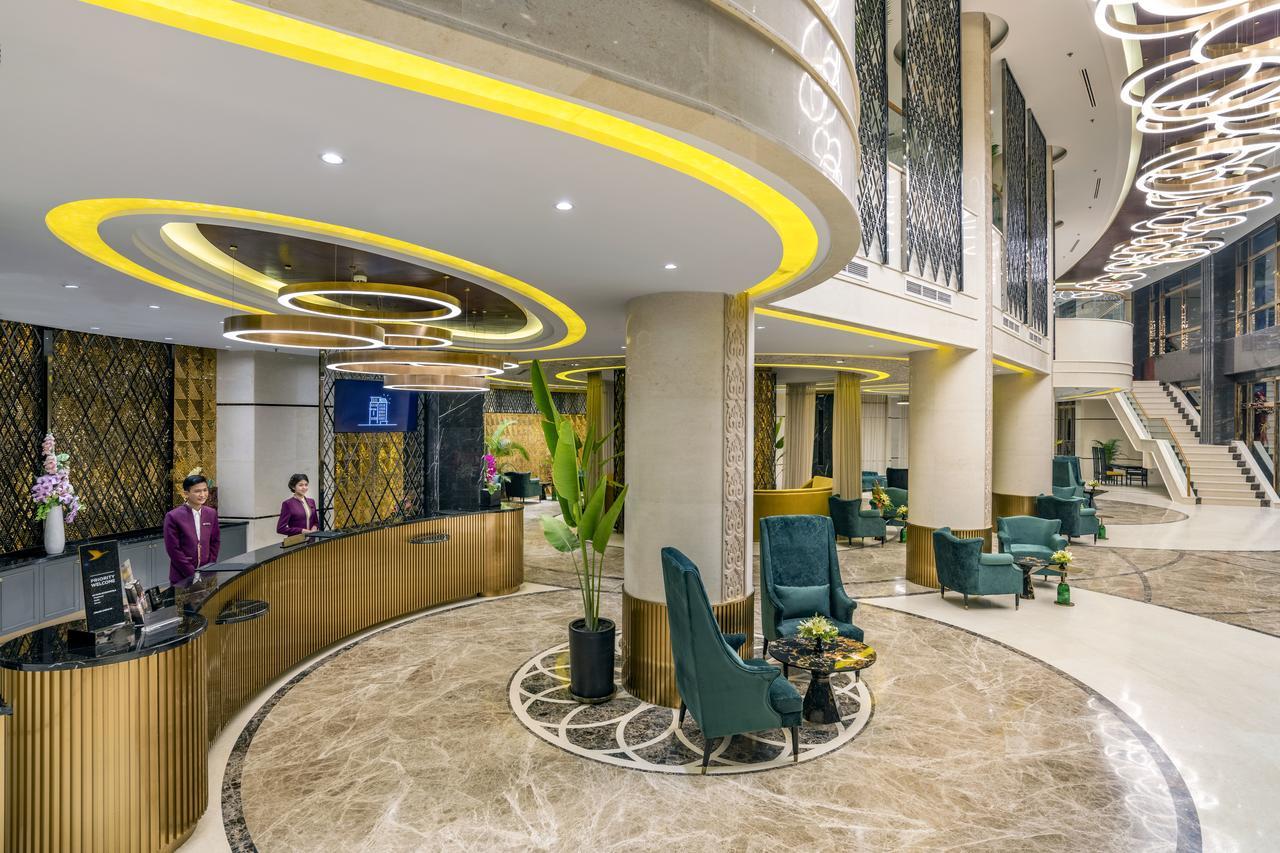 Grand Mercure Yangon Golden Empire Exterior foto