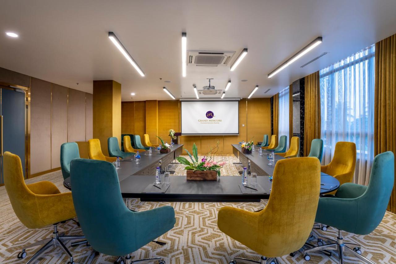 Grand Mercure Yangon Golden Empire Exterior foto