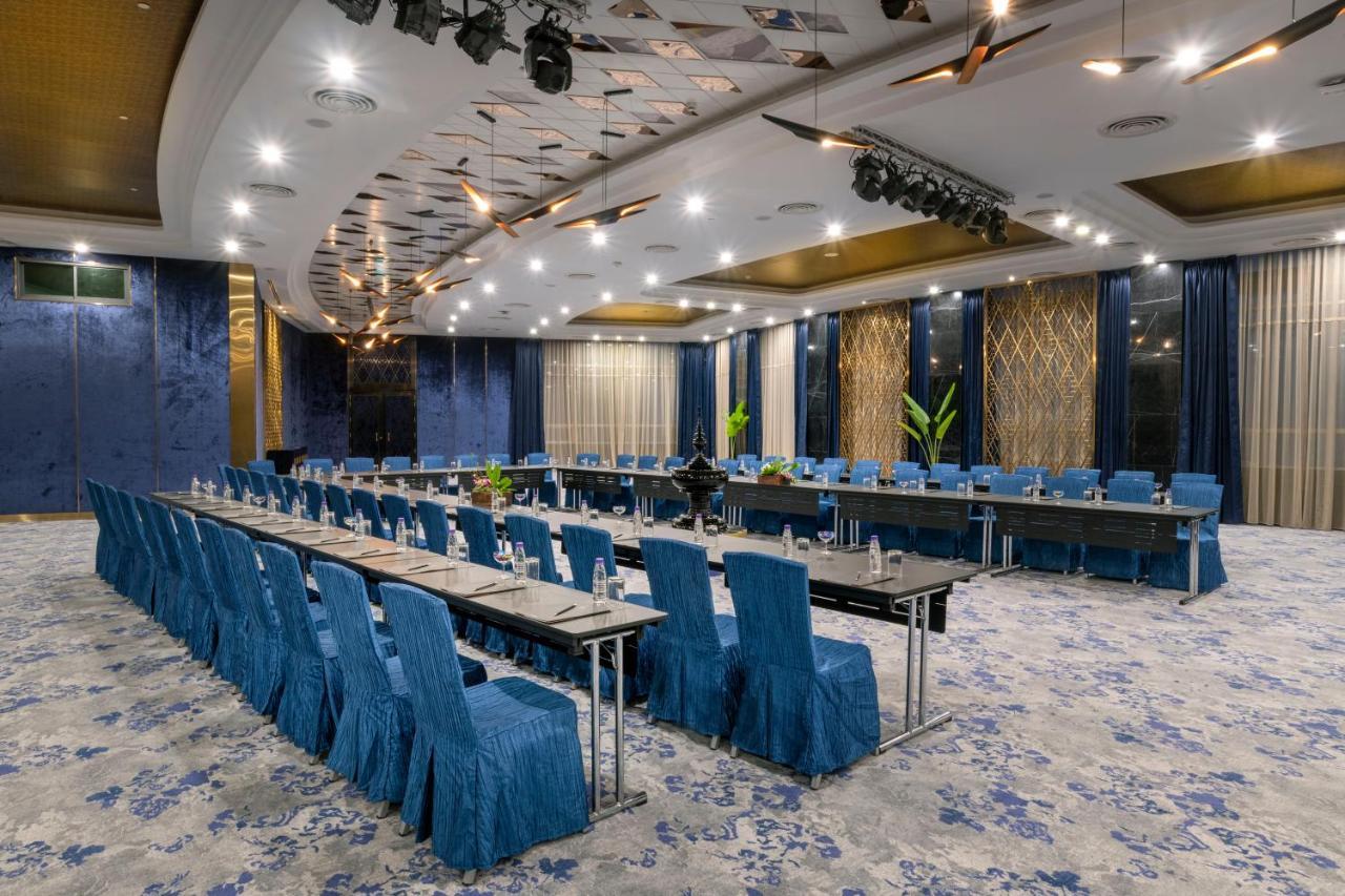 Grand Mercure Yangon Golden Empire Exterior foto