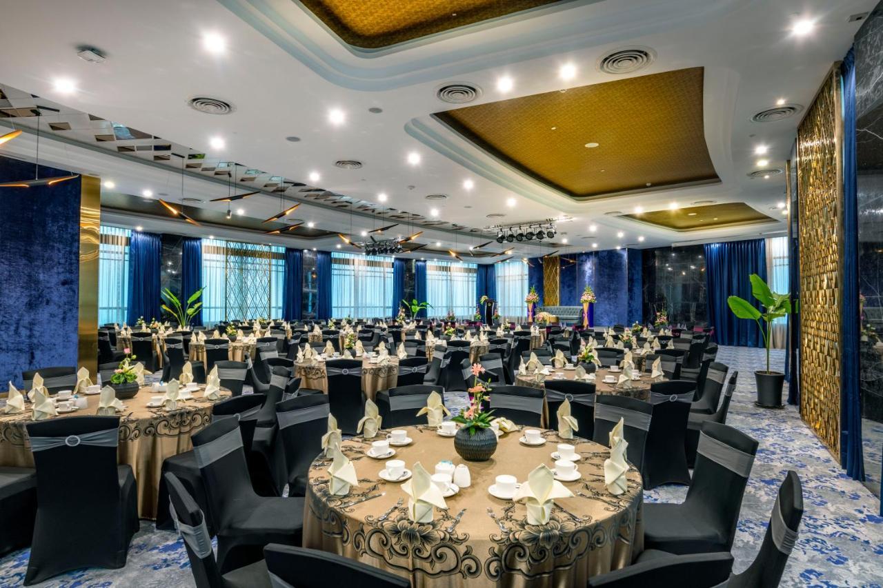 Grand Mercure Yangon Golden Empire Exterior foto