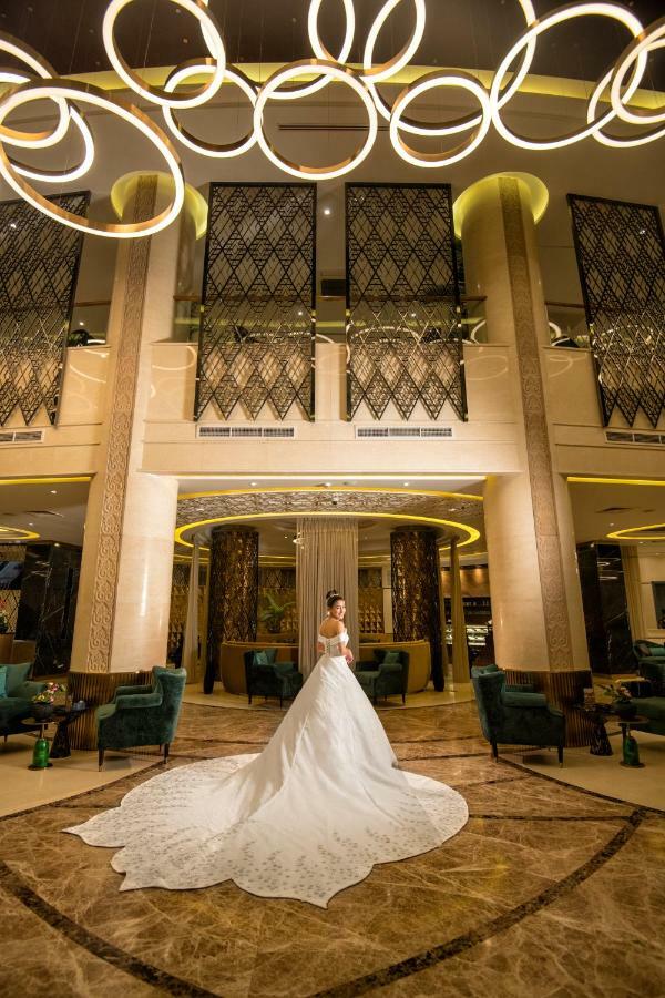 Grand Mercure Yangon Golden Empire Exterior foto