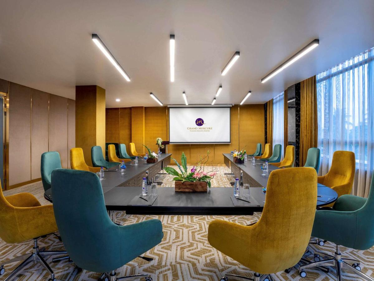 Grand Mercure Yangon Golden Empire Exterior foto